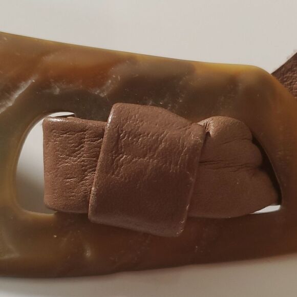 Beautiful leather belt. 19'..made in leather shop. - Picture 3 of 9